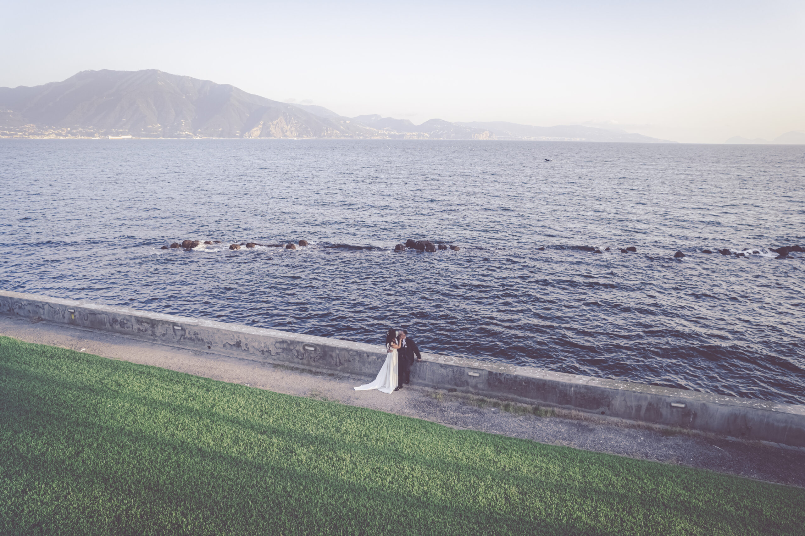 #destinationweddingphotographerromeitaly #weddingday #weddingromeitaly #weddingplannerrome #weddinginspiration